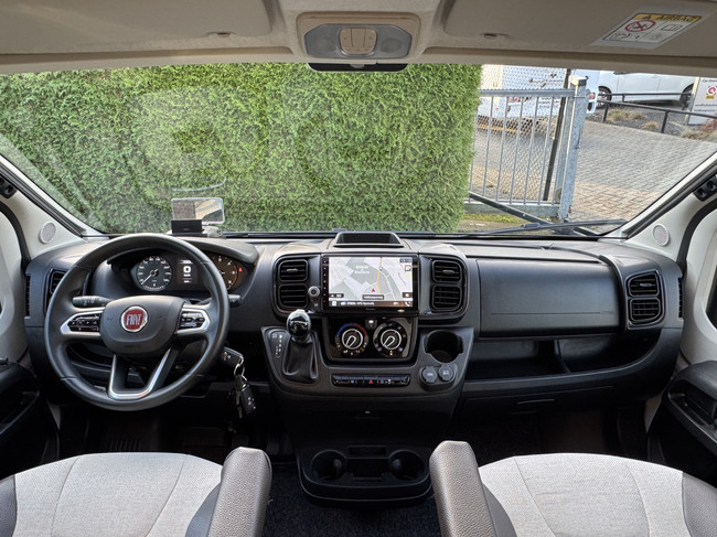 Weinsberg CaraCompact Pepper Edition 600 MEG 140 CV Autom&aacute;tico 9 velocidades Euro 6 Fiat Ducato 8 **Camas individuales/Portabicicletas/Sat&eacute;lite/Smart TV foto: 6