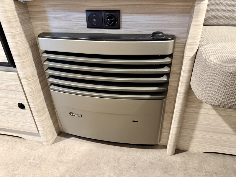 Dethleffs C'Joy Active 480 QLK litera foto: 18