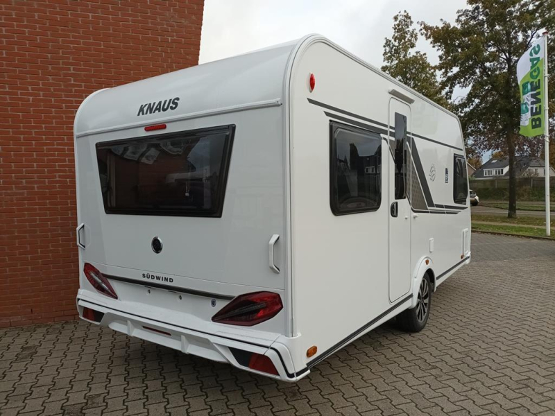 Knaus Sudwind 60 Years 450 FU photo: 9