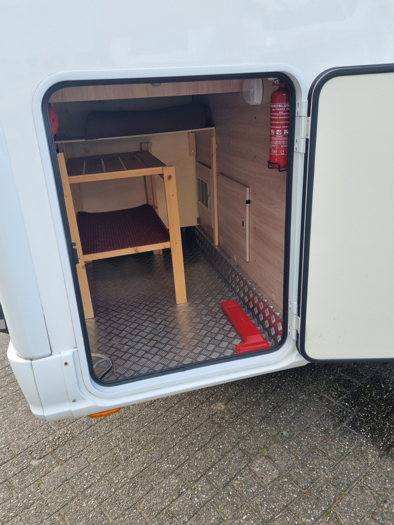 PLA Happy 397 Automatic Queensbed HPC leveling system 4.4 t photo: 28