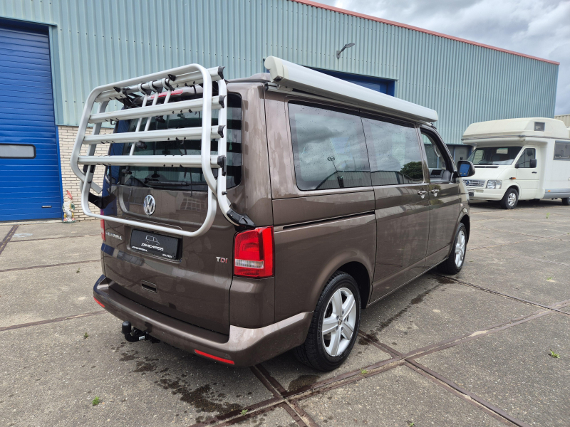 Volkswagen T5 California 180 DSG Foto: 6