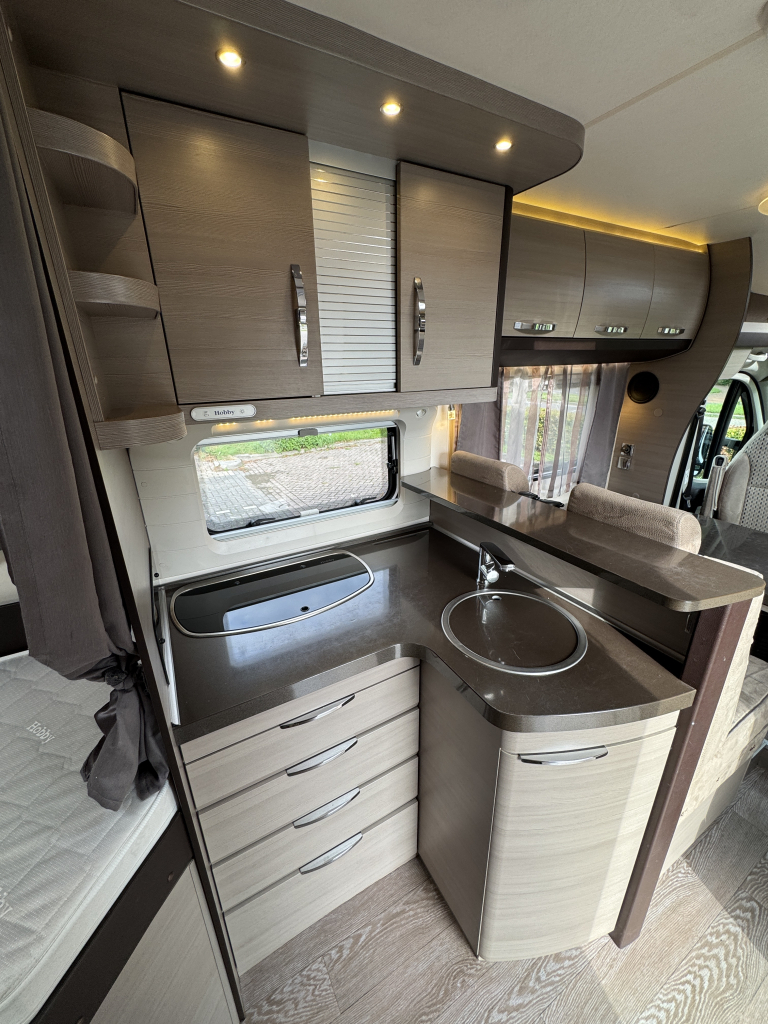Hobby  Optima de Luxe T70 E foto: 12