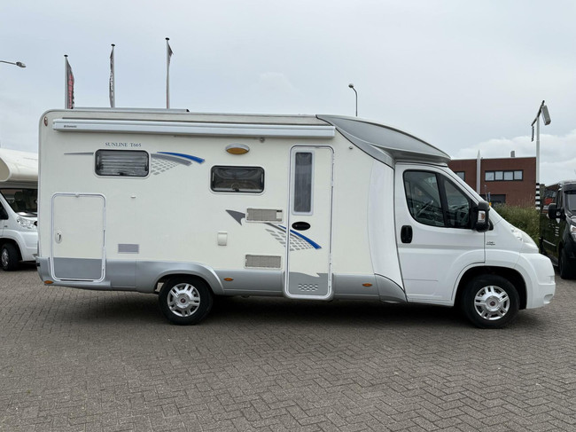Maesss Sunline T665 nieuwstaat lengtebedden foto: 15