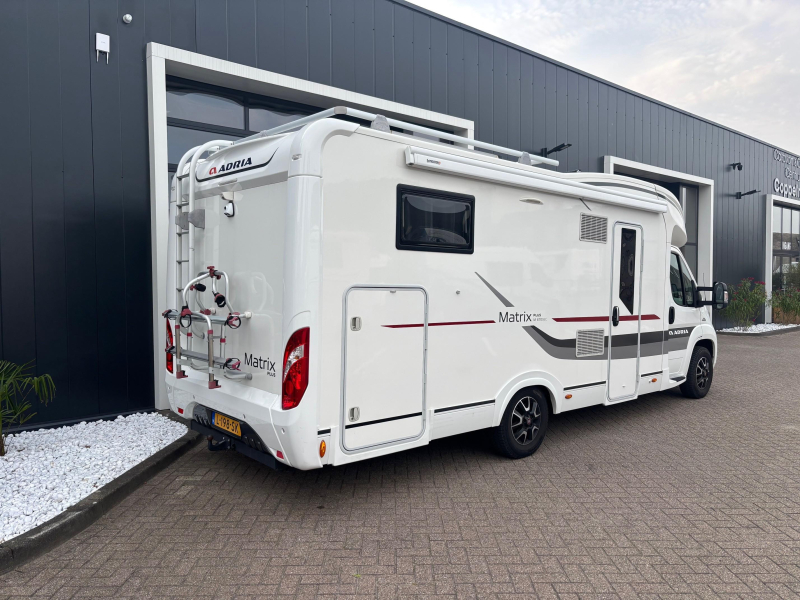 Adria Matrix M 670 SBC vol opties, queensbed  foto: 21