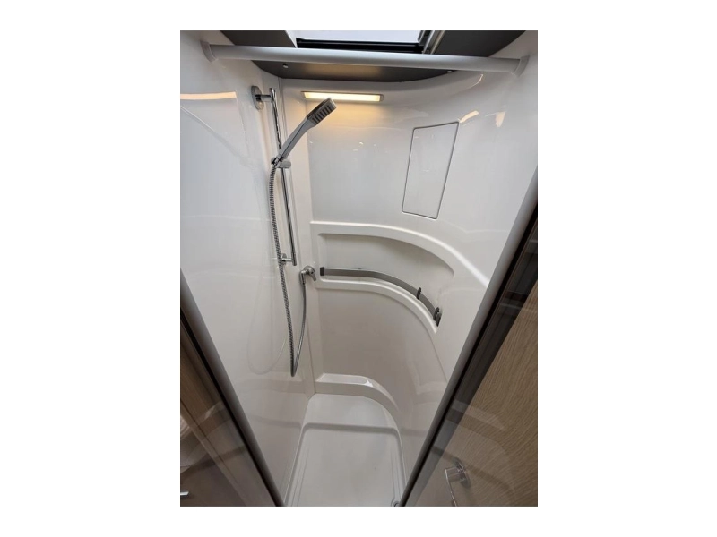 Hymer B ML I 780 Kastjes, geen hefbed, vol  foto: 9