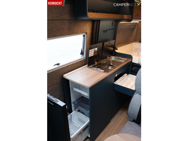 Eriba Car 600 163cv Autom&aacute;tico | &iexcl;Nuevo modelo con techo elevable! | Cabina digital | Calefacci&oacute;n di&eacute;sel | Faros LED | Pantalla multimedia de 10'' foto: 13