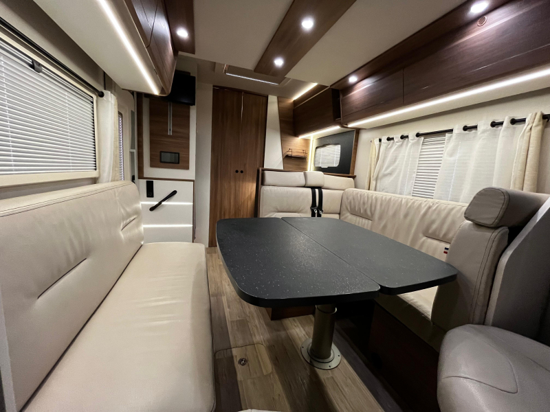 Pilote P 726 P Camper 5 persons photo: 5