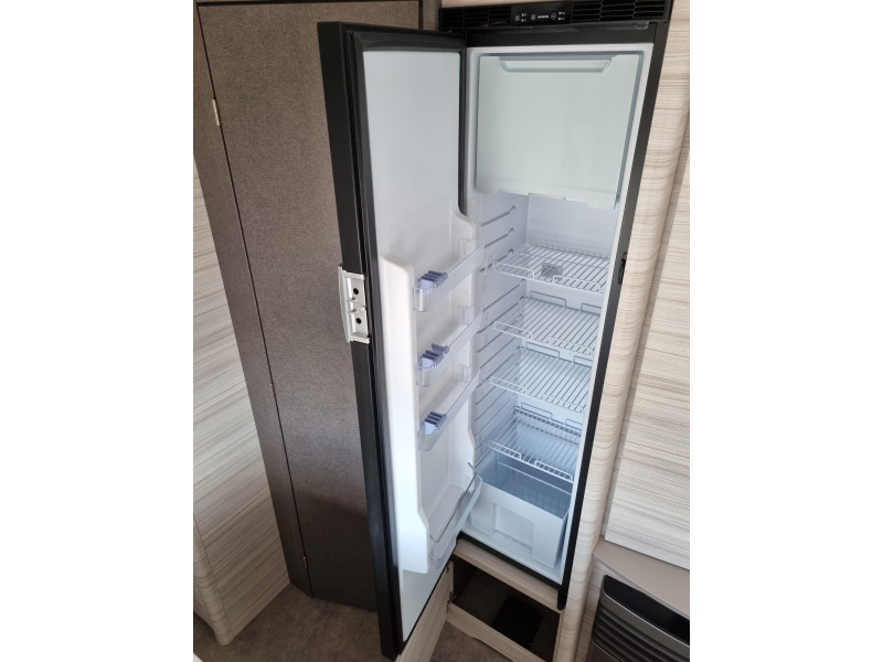 Dethleffs C'Joy 480 QLK -Stapelbed -Aanbieding  foto: 9