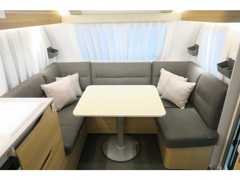 Adria Adora 462 PU CASSETTELUIF+MOVER+VLOERV  foto: 8