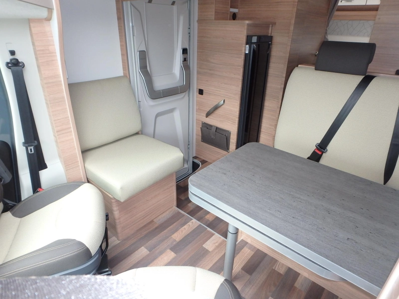 Weinsberg CaraSuite 700 ME foto: 9
