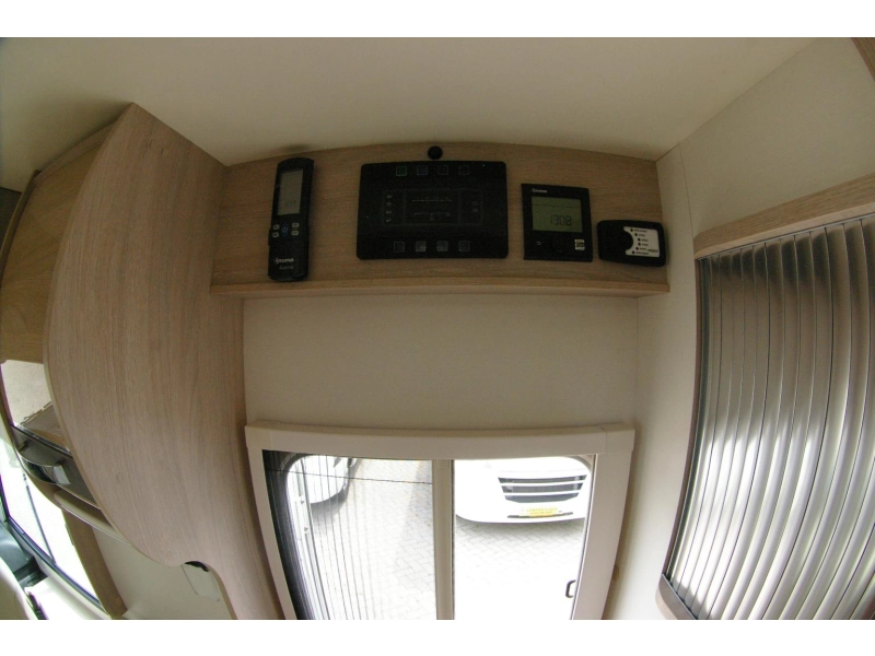 Rapido 8090 DF Queensbed, Hefbed.Airco,  foto: 18