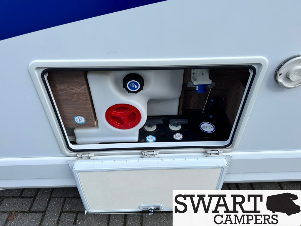 Knaus L!ve TI 700 MEG, Enkele bedden Automaat foto: 24