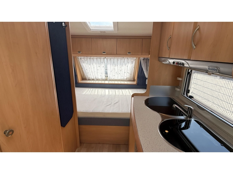 Hobby De luxe Easy 440 SF cama transversal inodoro de asiento foto: 11