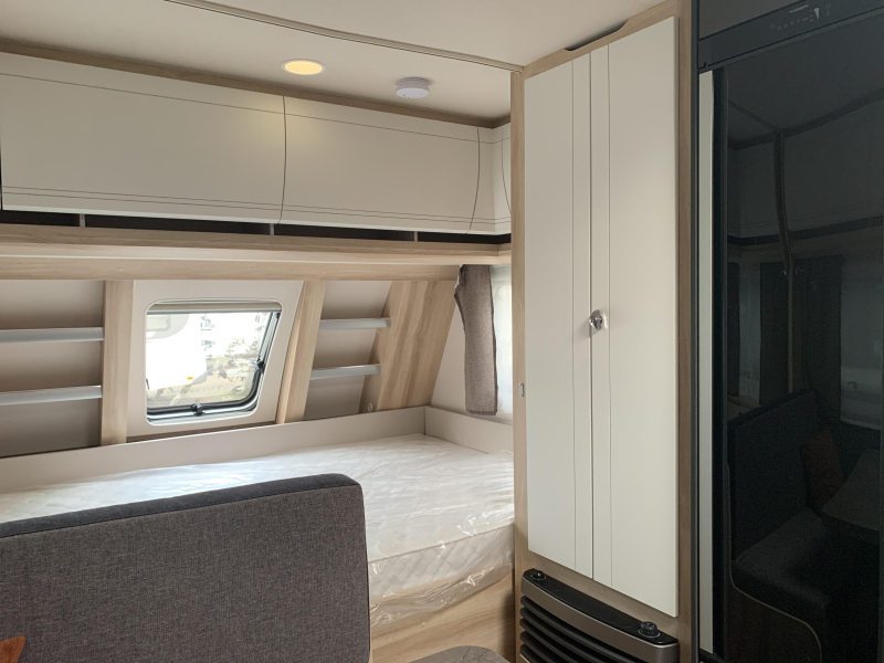 Hobby De Luxe 490 KMF Model 2026 photo: 7