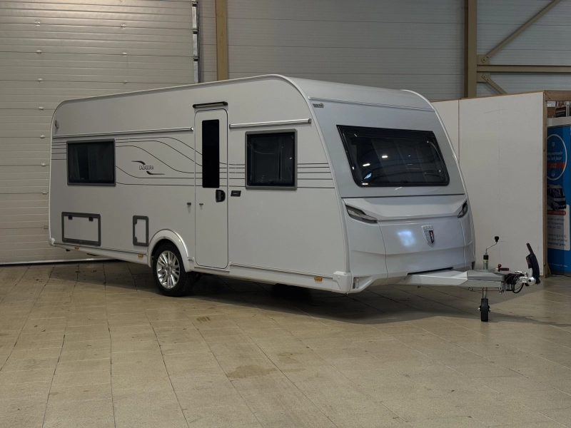 Tabbert Cazadora 495 HE enkele bedden / 2.000kg 