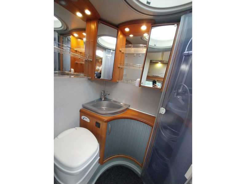 Hobby 650 Met extra lage bedden!  foto: 7