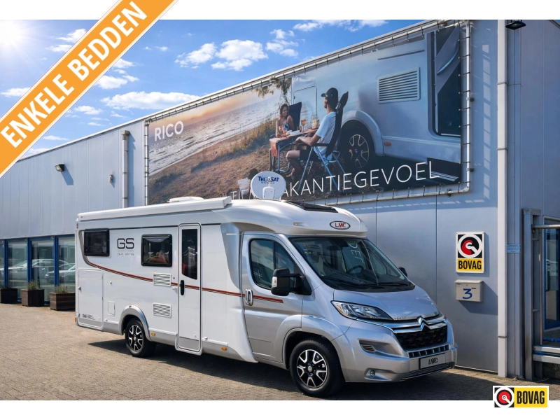 LMC Breezer V 643 G Lengtebedden/Schotel