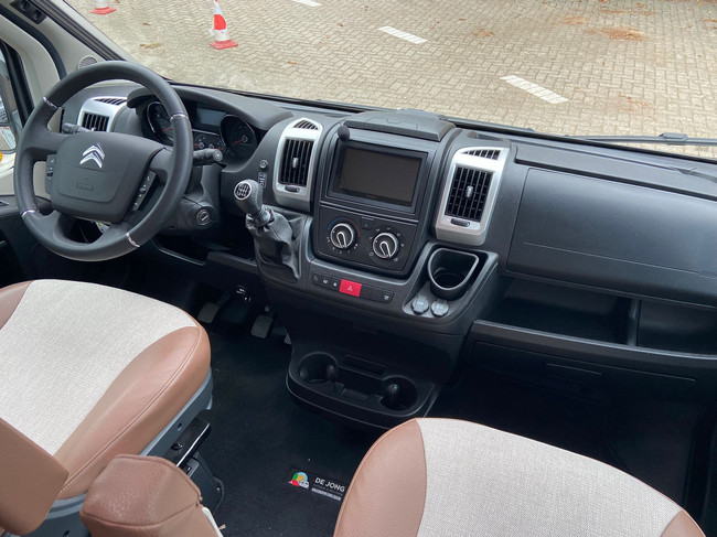 B&uuml;rstner Limited T 690 Citroen Foto: 8