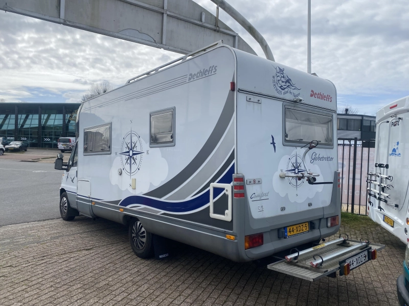Dethleffs Globetrotter Frans bed Airco dinette  foto: 1