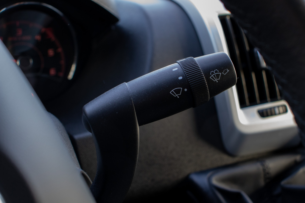 Karmann Davis 590 Skyroof foto: 54