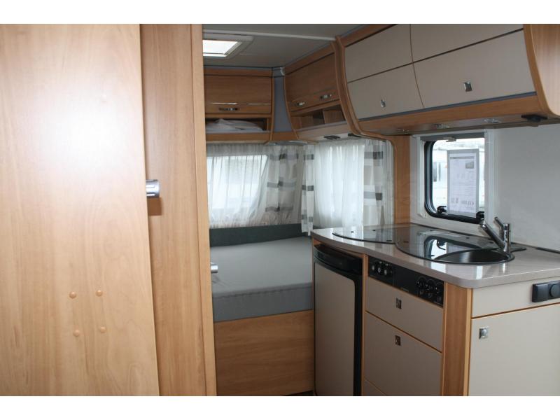 Dethleffs Camper 460 QR photo: 7