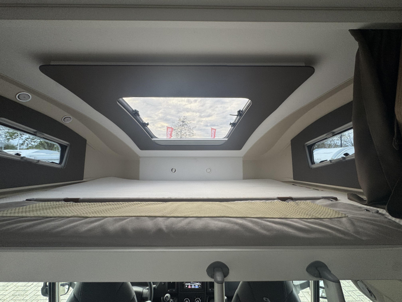 Adria Coral XL Plus A 670 SL  foto: 11