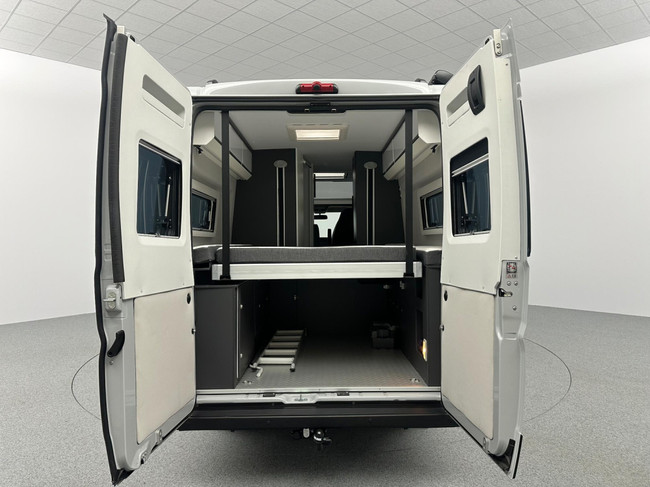 Adria Twin Supreme 640 SGX Foto: 14