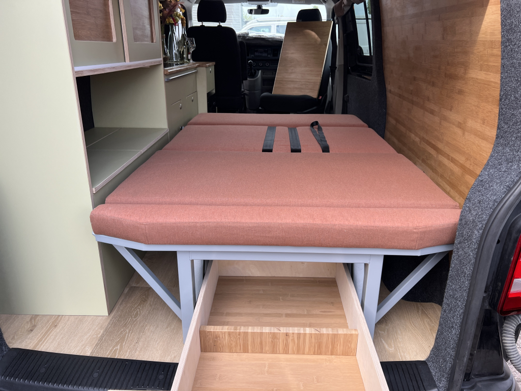 Volkswagen T6 Florida 2018 NEUER AUSBAU! Foto: 5