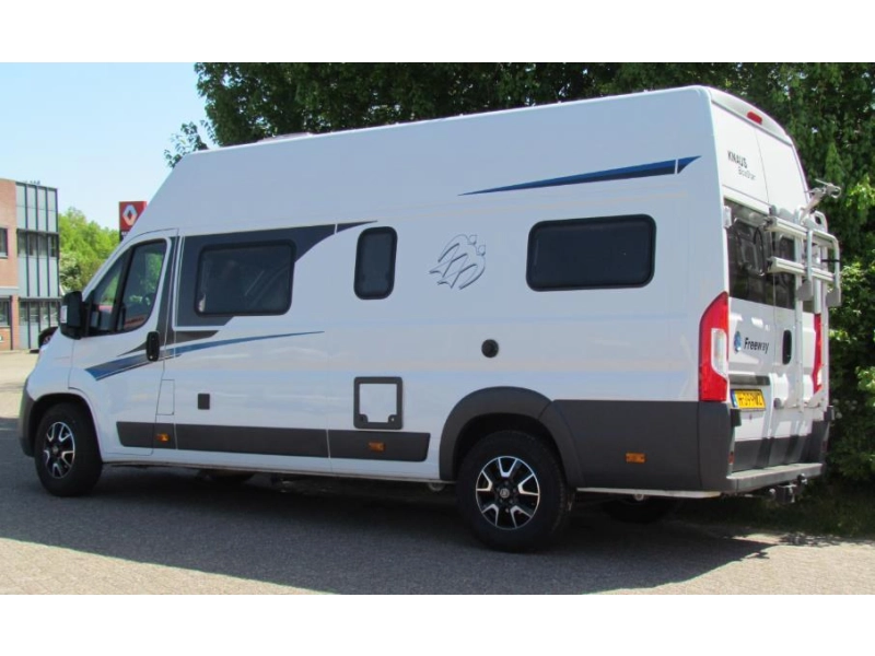 Knaus Boxstar Freeway 630 ME Single beds photo: 8