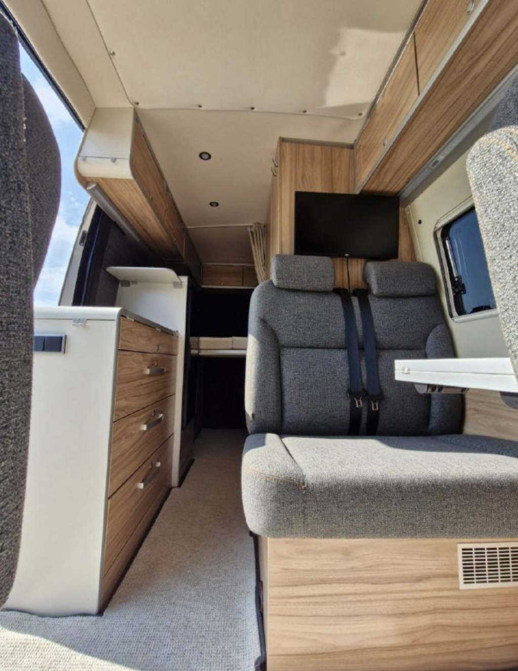 Mercedes  HYMER CAMPER GRAND CANYON S foto: 7