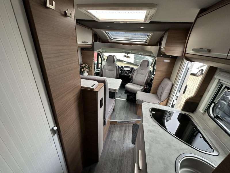 Knaus L!ve Ti 650 MEG 160PK-AUTOMAAT-698CM  foto: 6