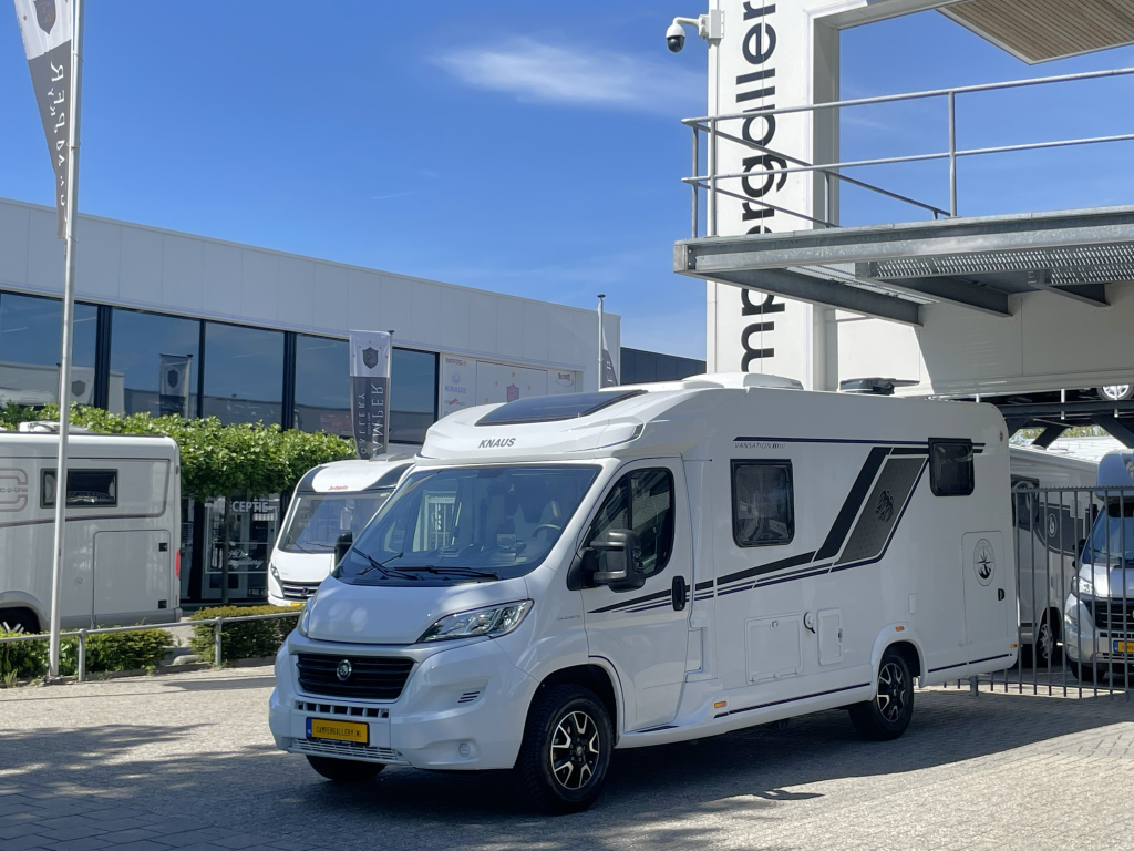 Knaus Van Ti 650 MEG ENKELE BEDDEN 2x ZONNEPANEEL XXL GARAGE foto: 3