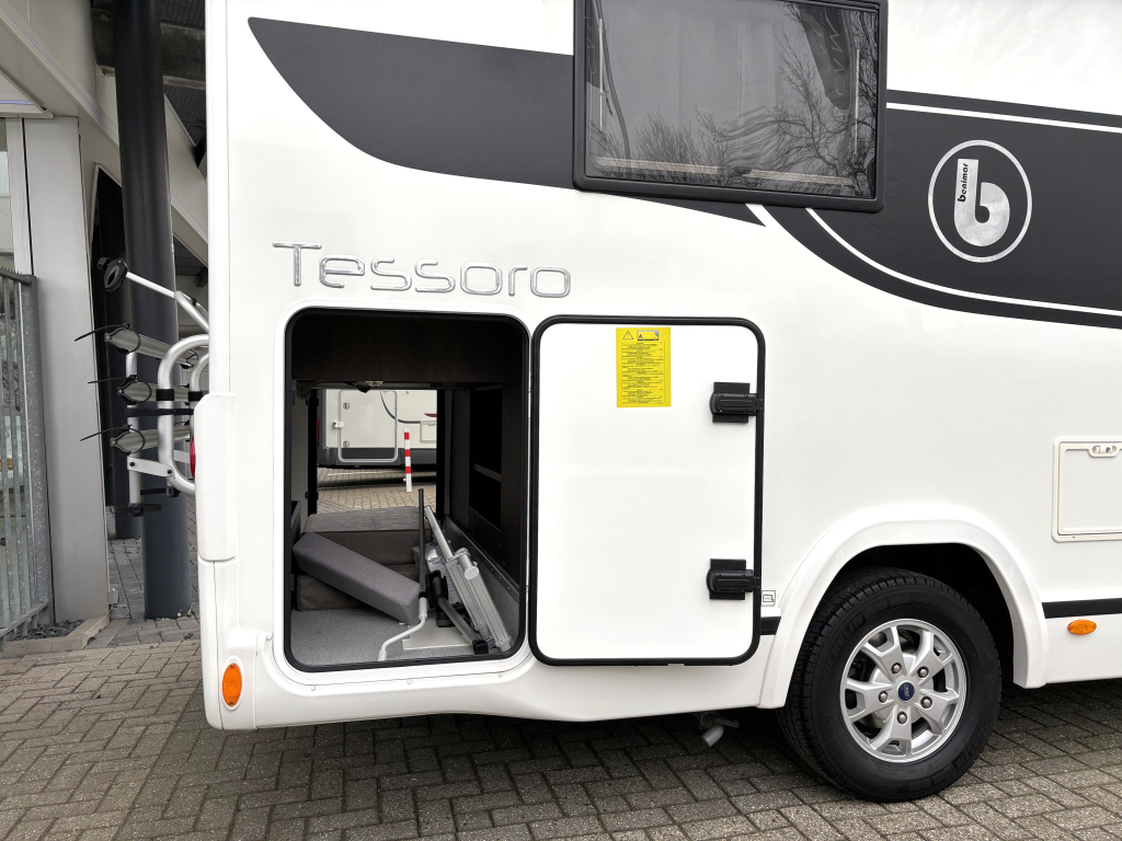 Benimar Tessoro 495 Northautokapp AUTOM&Aacute;TICO CAMA CENTRAL+CAMA ABATIBLE foto: 22