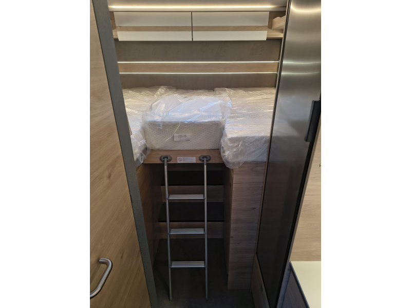 Dethleffs Just Camp T 6812 EB Active - automaat  foto: 12