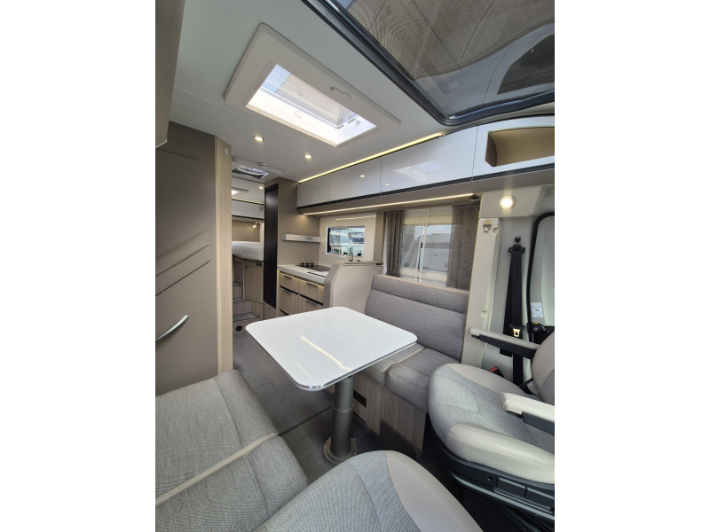 Adria Compact DL Plus 160 pk Automaat  foto: 12