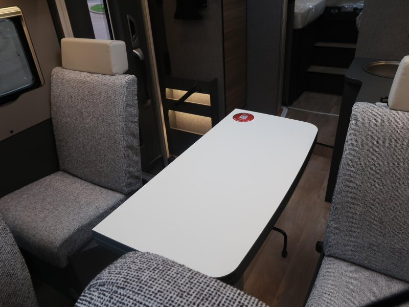 Dethleffs Trend 7057 EBL FACE TO FACE AUTOMATIK Foto: 4