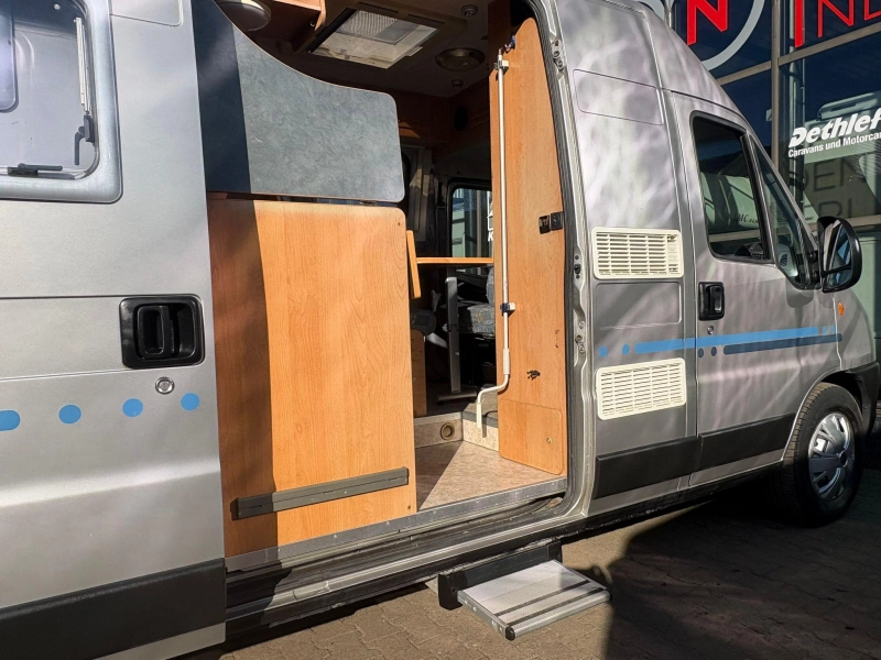 Adria Twin 560 560,Vastbed,Airco  foto: 9
