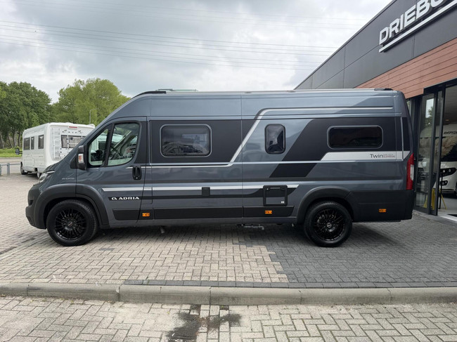 Adria Twin Supreme 640 SGX Hefbed Skyroof Luifel 4896KM !!!! foto: 7