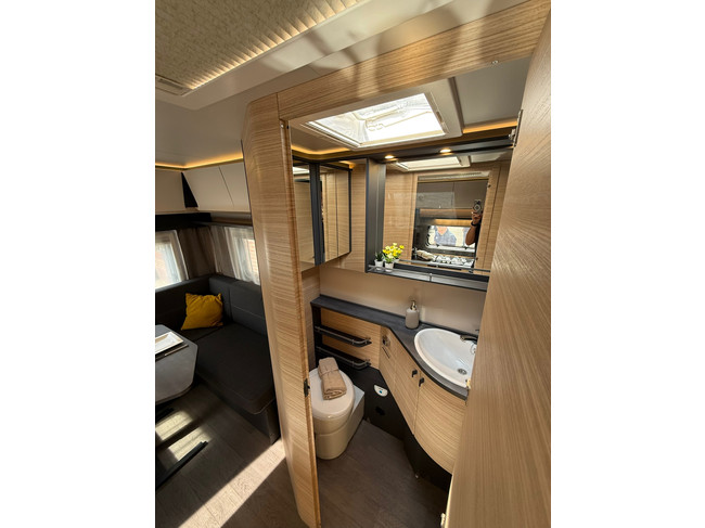 Hobby Maxia 495 UL 2023! Luifel Mover Fietsendrager Nieuwstaat! foto: 13