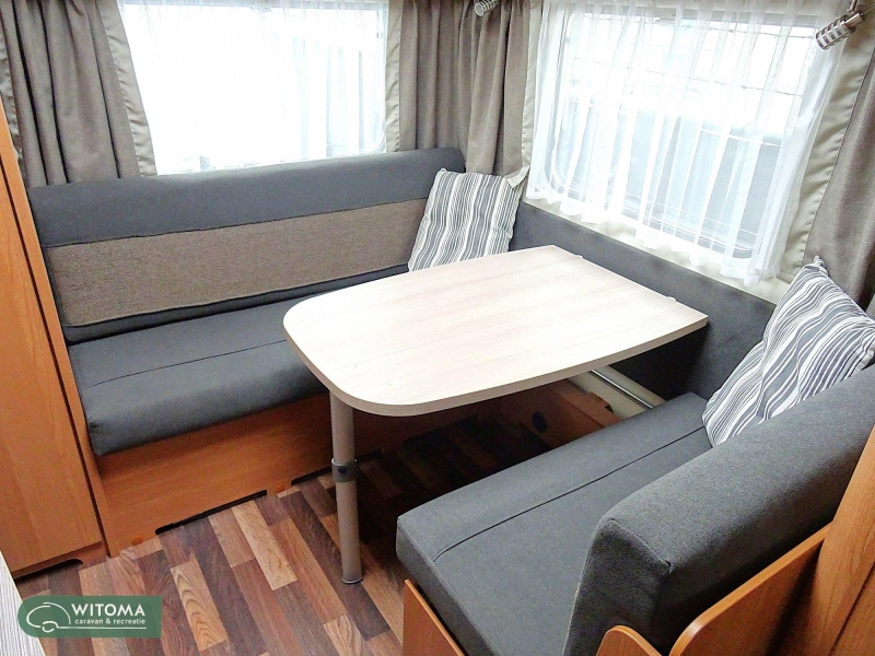 Toldo de avance Knaus Sport 420 QD foto: 4