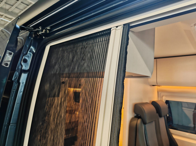 tourne mobil 6.4 Select 2.2 BlueHDI 180PK Automaat - ALL SEASON foto: 10