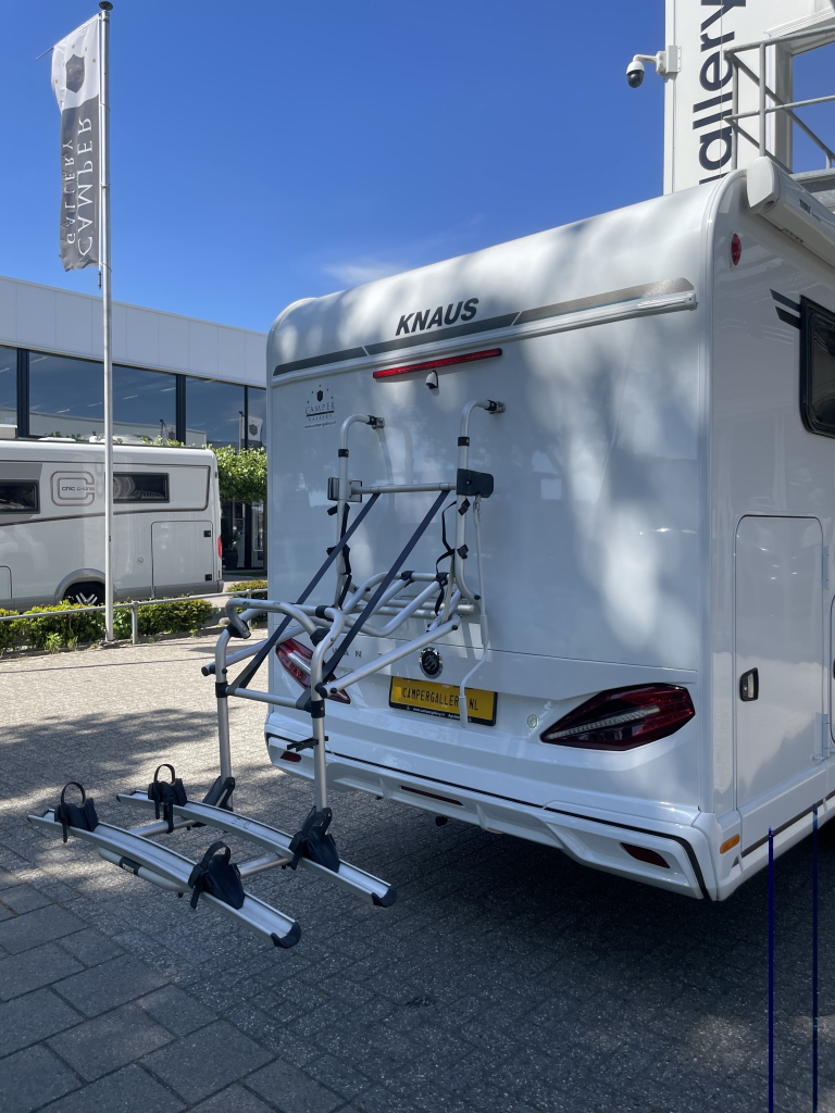 Knaus Van Ti 650 MEG ENKELE BEDDEN 2x ZONNEPANEEL XXL GARAGE foto: 21