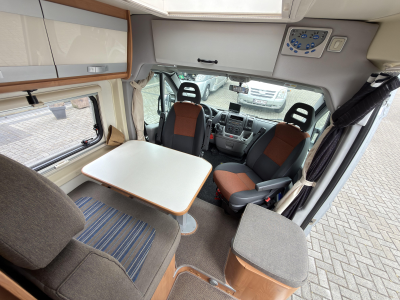 Karmann Davis 595 Foto: 1
