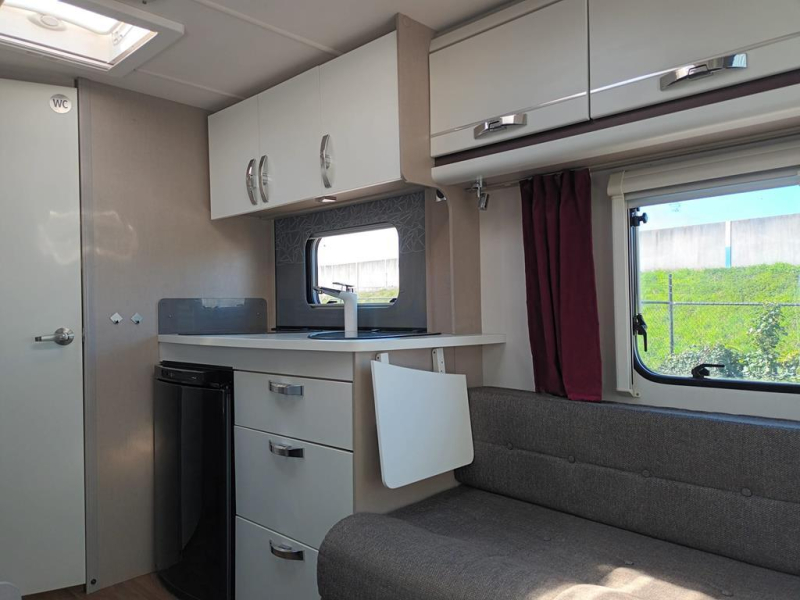 Swift Mondial 420 SE Foto: 6