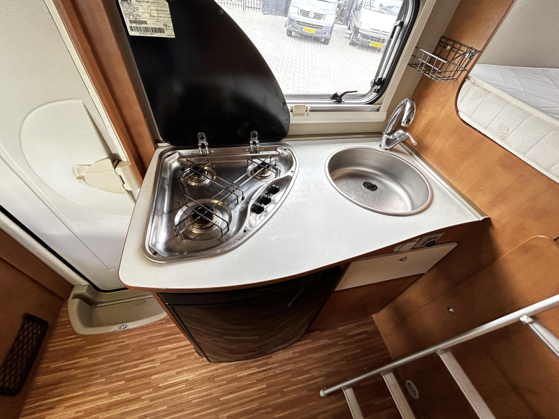 P.L.A. Camper Plasy 63 HP Dwarsbed/Hefbed/2016/6.2M  foto: 17