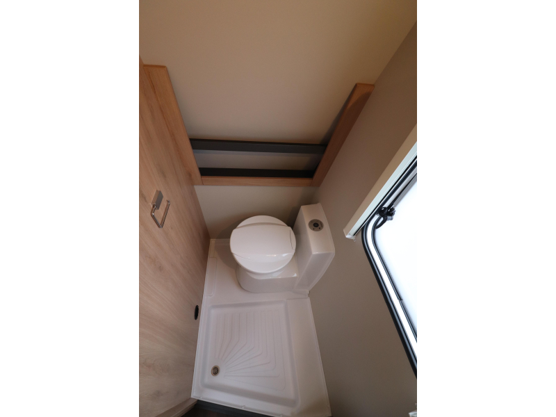 Knaus Sport Platinum 450 FU AKTION - 200 Foto: 15