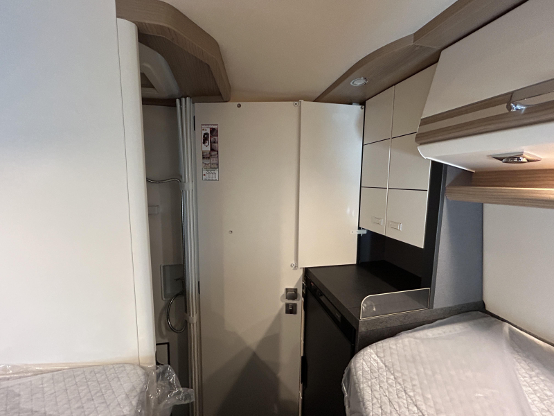 Malibu Genius 641 LE Mercedes Benz - Nieuw  foto: 19