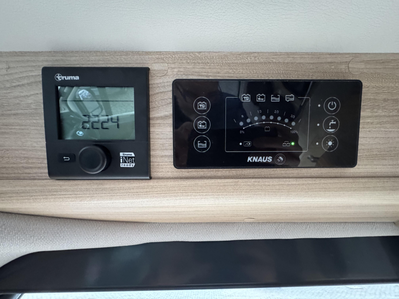 Knaus Boxstar 600 LIFE single beds & many options photo: 11