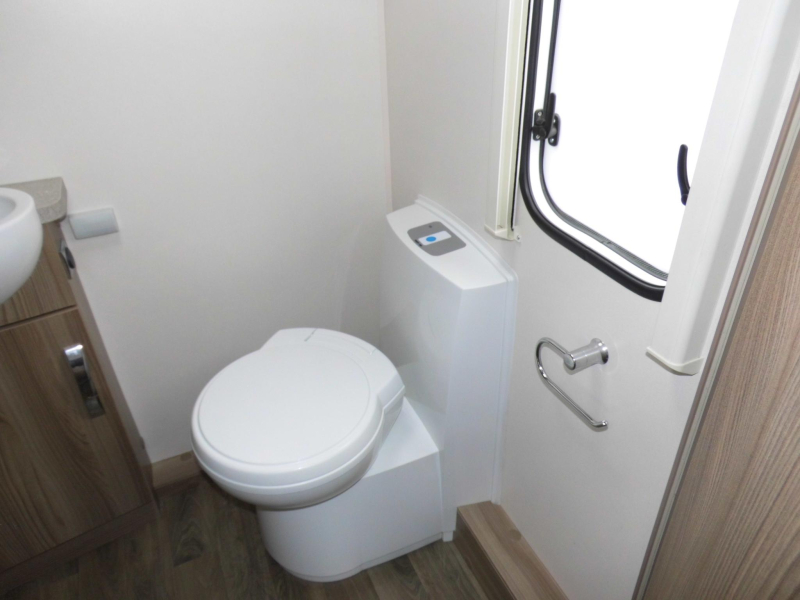 Sprite Cruzer 495 SR Kassettenmarkise! Foto: 6