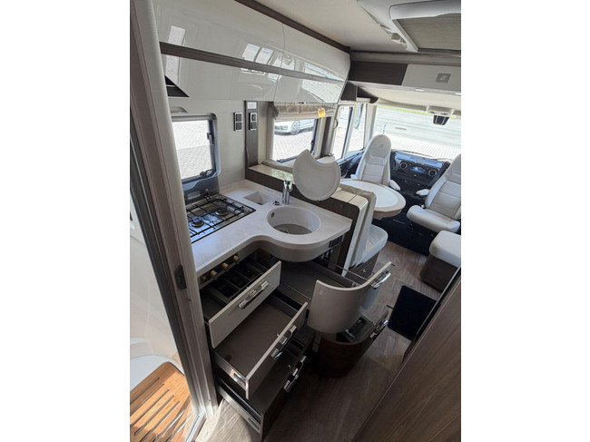 Hymer BML-I 790 Lithium Omvormer Zonnepanelen 2X Airco foto: 18